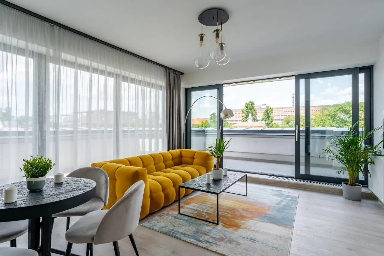 Magnolia Sunshine Apartment Budapest